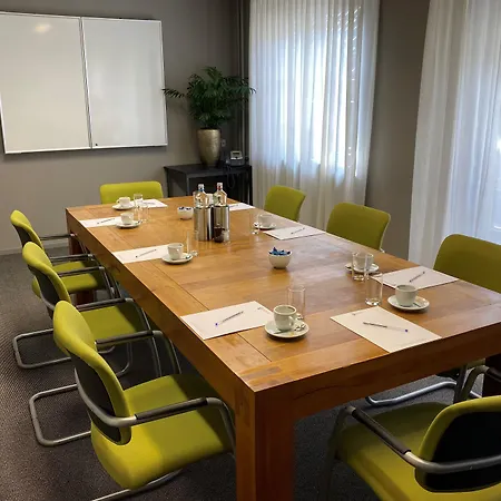 호텔 Boer Goossens 덴던겐